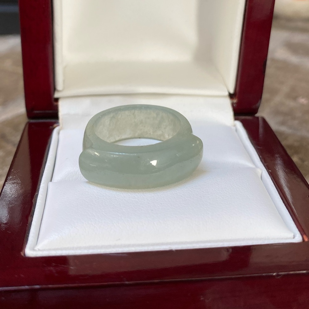 GENUINE JADE Ring